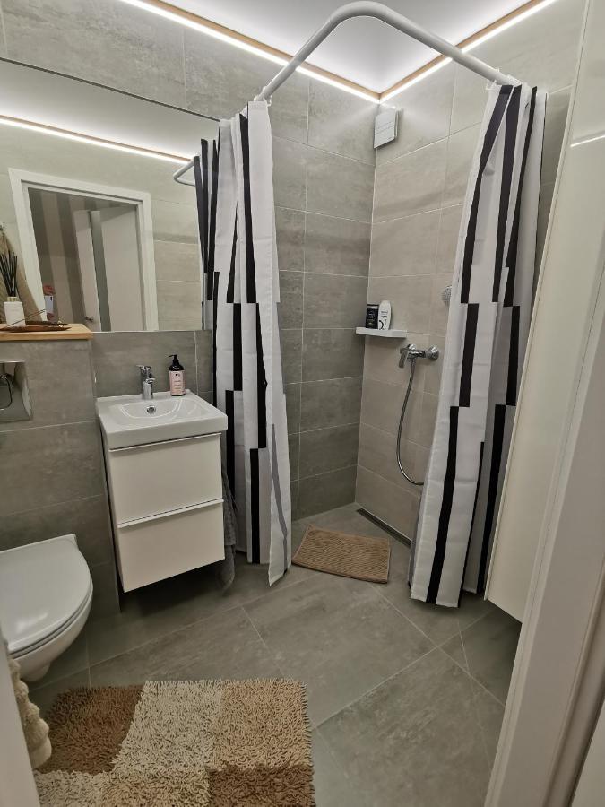 Buto Nuoma Dariaus Ir Gireno Gatveje Apartment Telsiai Bagian luar foto