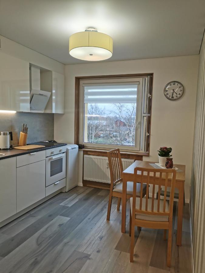Buto Nuoma Dariaus Ir Gireno Gatveje Apartment Telsiai Bagian luar foto